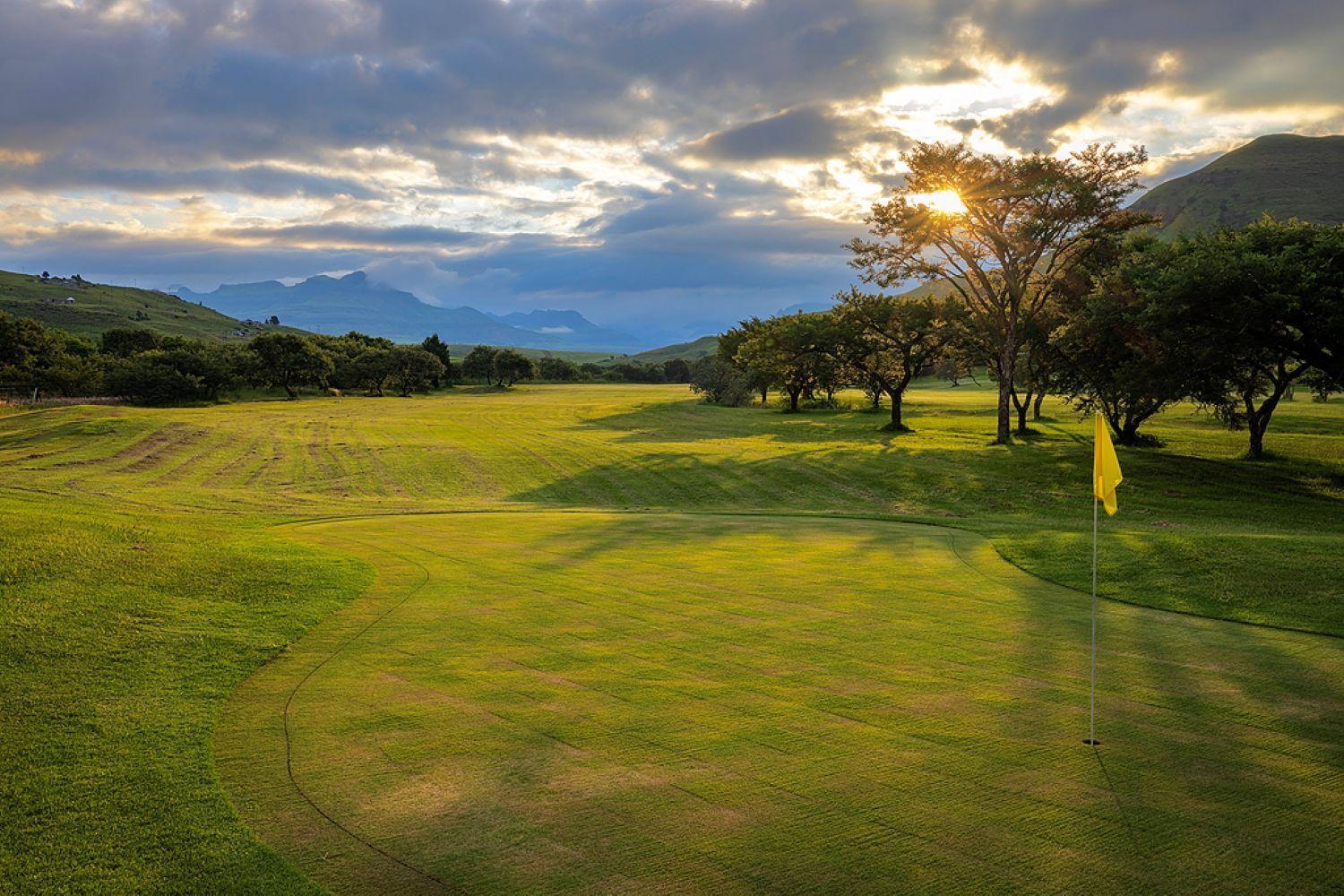 Hlalanathi Drakensberg Resort Bergville Extérieur photo