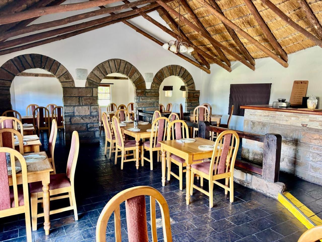 Hlalanathi Drakensberg Resort Bergville Extérieur photo