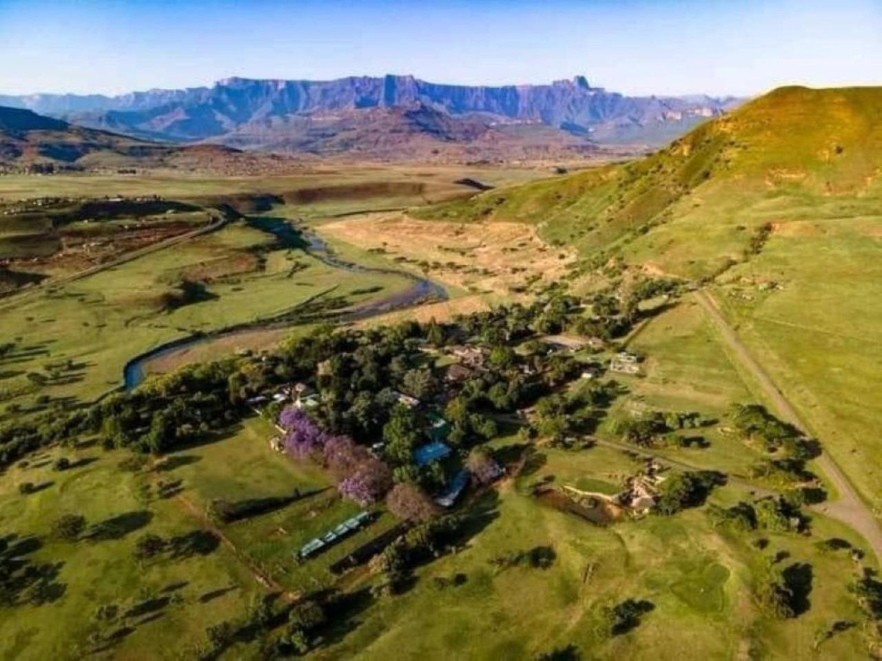 Hlalanathi Drakensberg Resort Bergville Extérieur photo